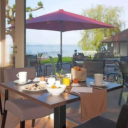 فندق Seehotel Kressbronn 3*