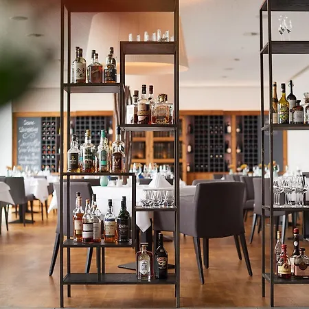 Seehotel Kressbronn מלון קרסברון אם בודנזי