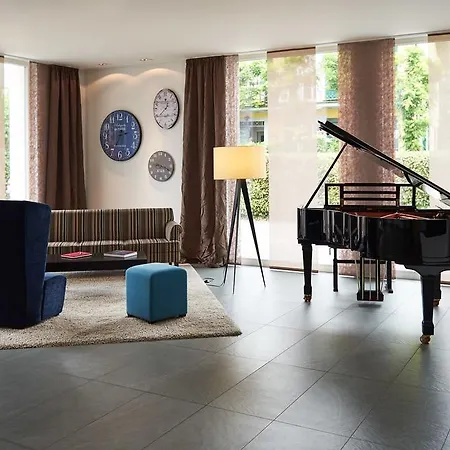 Seehotel Kressbronn 3* קרסברון אם בודנזי